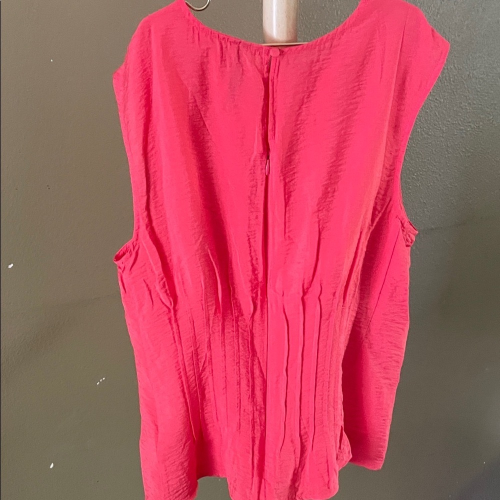 Anthropologie Coral fitted tank top - Picture 3 of 6